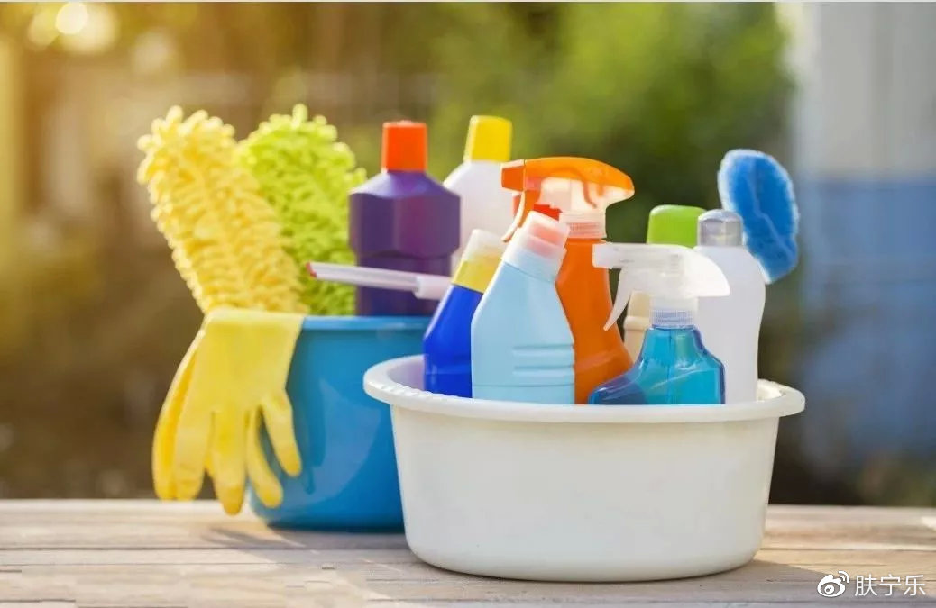 危險！這些常見日用品會刺激銀屑病，紡織品尤為關鍵